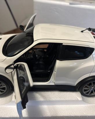 Autoart Nissan