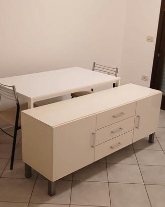mobile bianco 