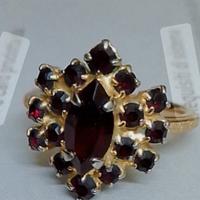 anello a grappolo di granata vintage 