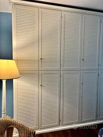 Armadio grande a parete 8 ante- ottime condizion