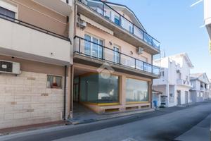 MULTILOCALE A ROSETO DEGLI ABRUZZI