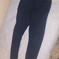 Pantaloni nike della tech