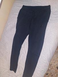 Pantaloni nike della tech