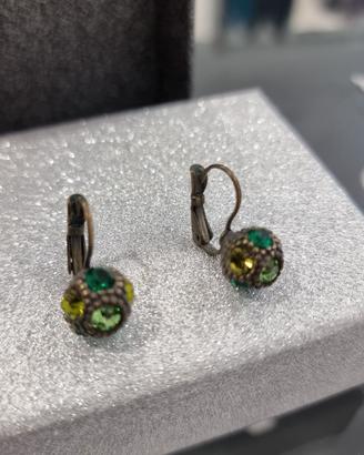 Orecchini a sfera in ottone anticato