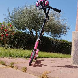 Monopattino rosa + Casco Mountain Bike bimba