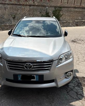 Toyota Rav4 2011