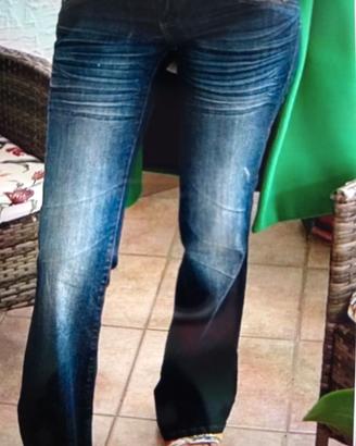 Jeans. Zampa