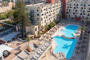 Box auto o deposito Residence Hopps