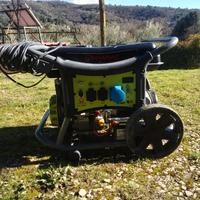 GENERATORE PRAMAC WX2200 con AVR