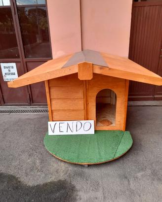 Cuccia in legno