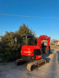 E214 ESCAVATORE HITACHI 35 Q