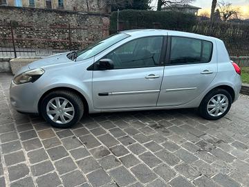 Renault Clio 1.2 20th Anniversario