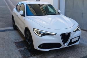 Alfa Romeo Stelvio 2.2 Turbodiesel 190 CV AT8 Q4 S