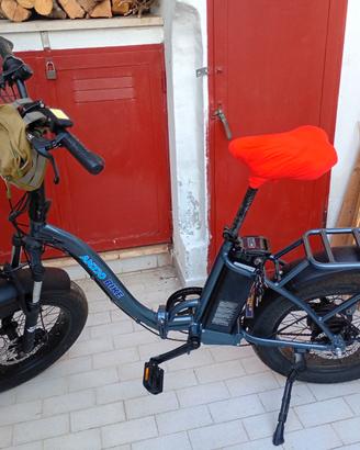 Fat bike elettrica pieghevole