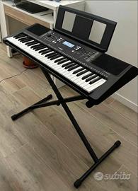 Tastiera Yamaha PSR-E373