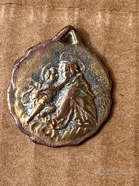 Medaglia devozionale vintage.