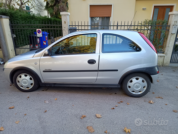 Opel Corsa 1000 Comfort