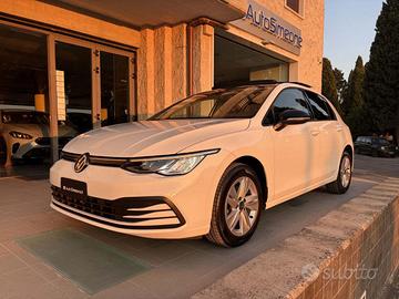 VOLKSWAGEN Golf 2.0 TDI DSG SCR Life TETTO-LUCI