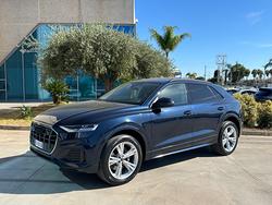 Audi Q8 45 tdi Sline possibilità noleggio no scori