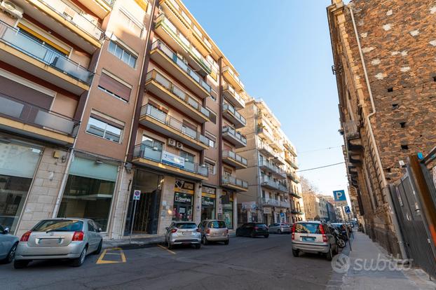 Immobiliare group srls.v.milano3vani ristrutturato