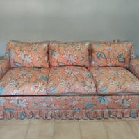 Divano letto 3 posti + 2 posti + 2 puff 