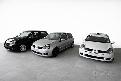 RENAULT CLIO RS 2000