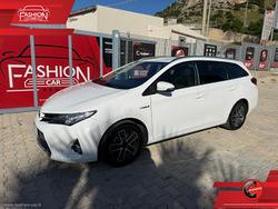 TOYOTA Auris TS 1.8 Hybrid Lounge