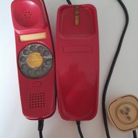 telefono vintage rosso con disco 