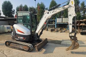 Escavatore e 35 z marca bobcat