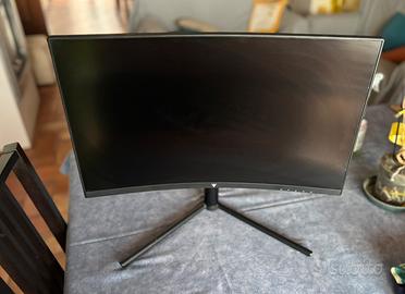 Monitor itek da gaming