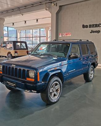 Jeep Cherokee 2.5 TD 5 porte Command-Trac Classic