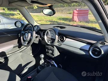 MINI One 1.6 75 CV – Neopatentati – 112.000 km