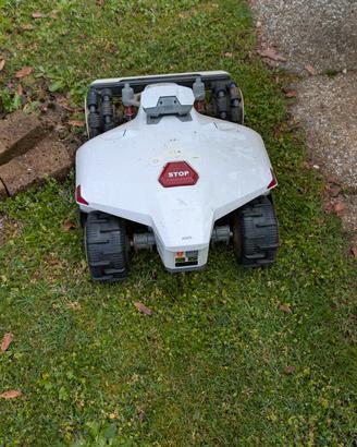 Robot tagliaerba senza filo perimetrale tagli 40cm