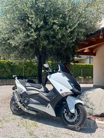TMAX 530 2012
