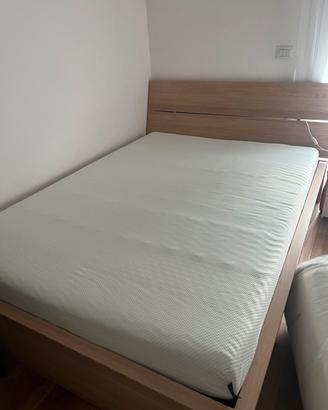 materasso memory foam 140x200