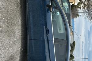 ford fiesta 1.4 gpl benzina 225000km