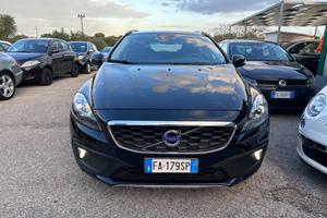 VOLVO V40 Cross Country D2 1.6 Kinetic