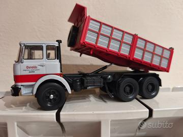 Modellino camion OM 300 p