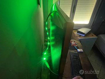 TV 55 pollici UHD 4K Samsung schermo curvo