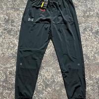 Pantaloni sportivi Under Armour nuovi