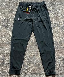 Pantaloni sportivi Under Armour nuovi