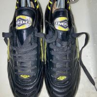 Scarpe con 13 tacchetti Umbro Razzia NEW