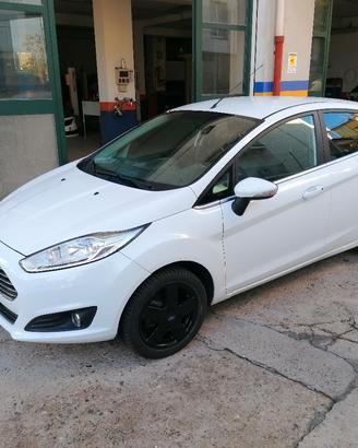 Ford Fiesta titanium