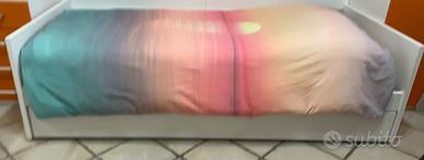 Letto singolo in legno bianco con letto estraibile