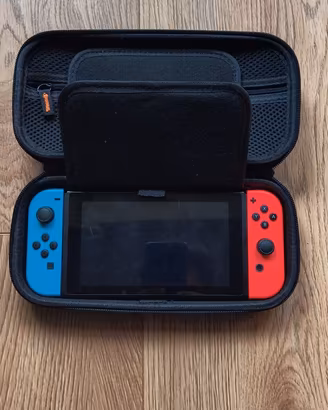 NINTENDO SWITCH + ACCESSORI DOCK STATION E GIOCHI