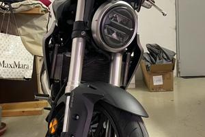 Honda CB300R