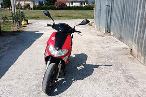Gilera Runner 200 ST 4 t 