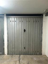 porta basculante per box auto 