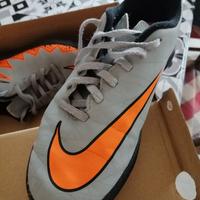 Scarpe calcetto NIKE n. 38