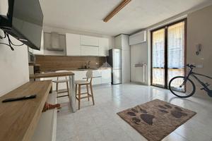 2 LOCALI A QUINTANO